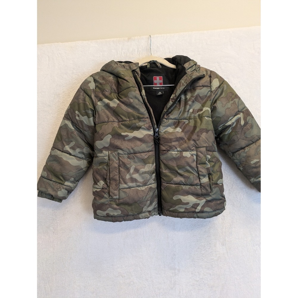 Swiss Tech Kids Camouflage Puffer Jacket Hooded Winter Coat Size XS 4-5
